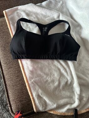 Champion Black Racerback Sports Bra with Supportive Wide Band Sz 38C
